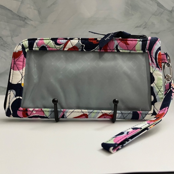 EUC Vera Bradley Mod Paisley RFID Tech Wristlet - Picture 7 of 10